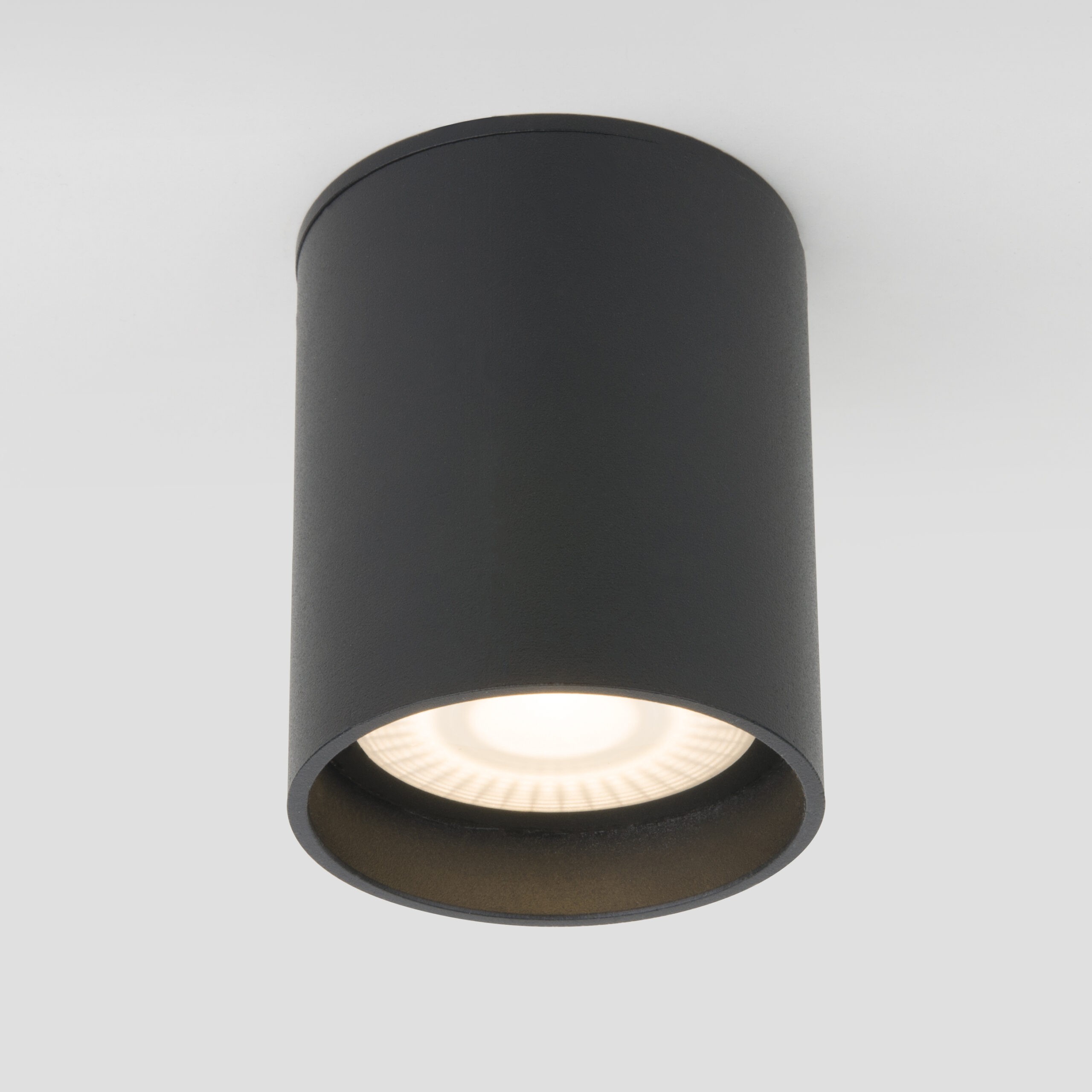 ulichnyy-potolochnyy-svetilnik-light-led-2104-ip54-35130-h-chernyy-a056229_0001-scaled Уличный потолочный светильник Light LED 2104 IP54 35130/H черный — изображение 1